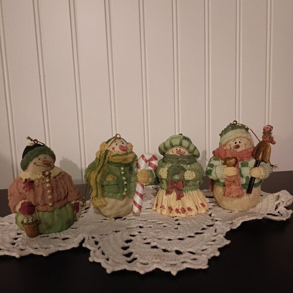 Snowman Ornaments Set of 4 EUC - Picture 1 of 14